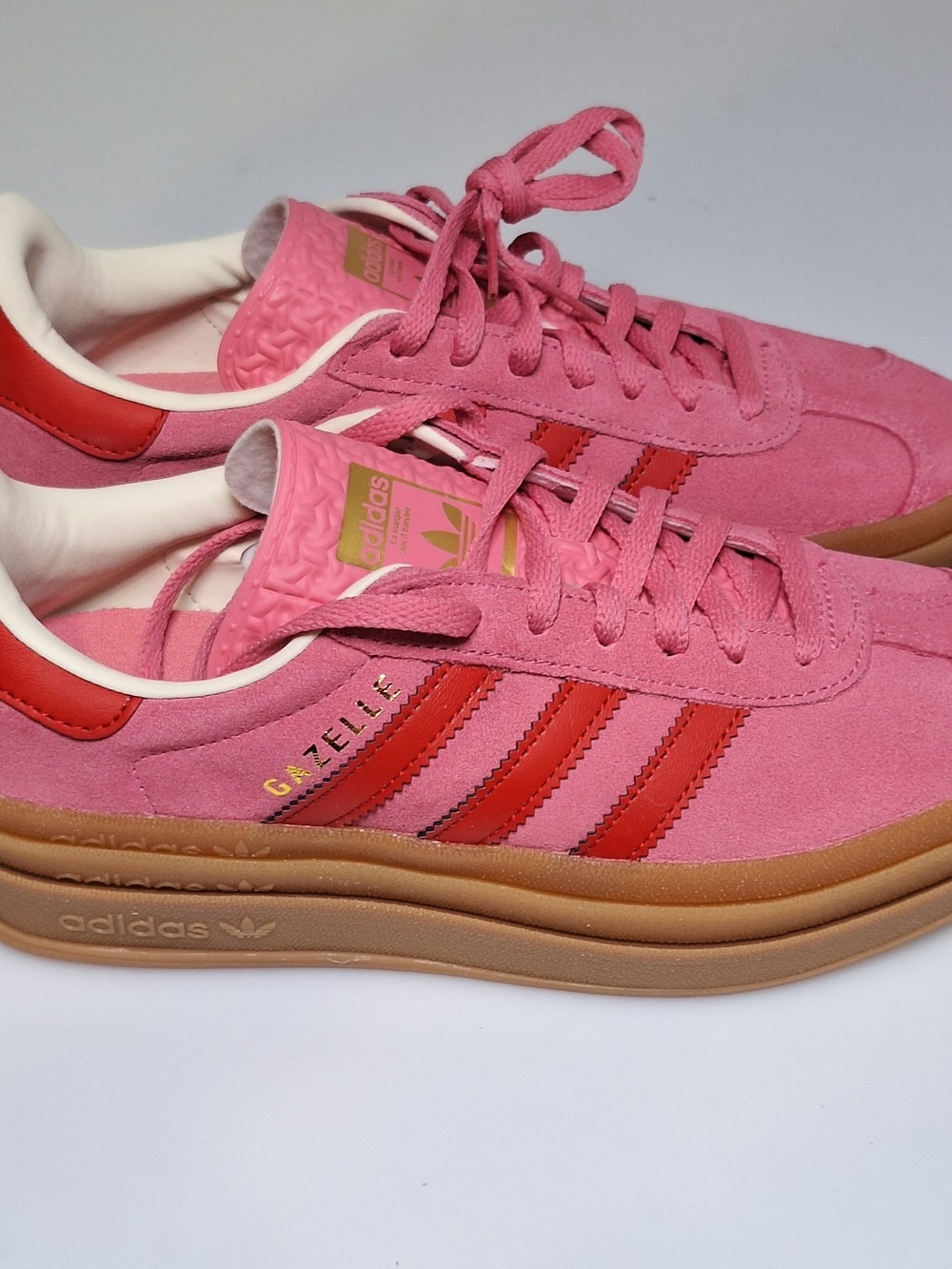 adidas Gazelle Pink Suede Sneakers with Red Stripes 4.5y Women's 6 *New*